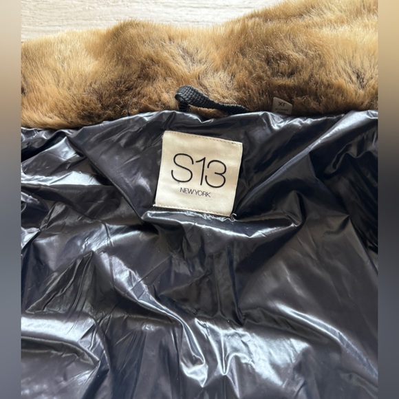 S13 women’s black coat size extra large with detachable fur hood - Picture 6 of 13